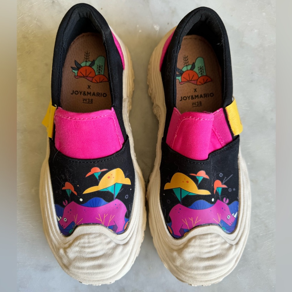 Joy & Mario Slip on Loafers size 7.5